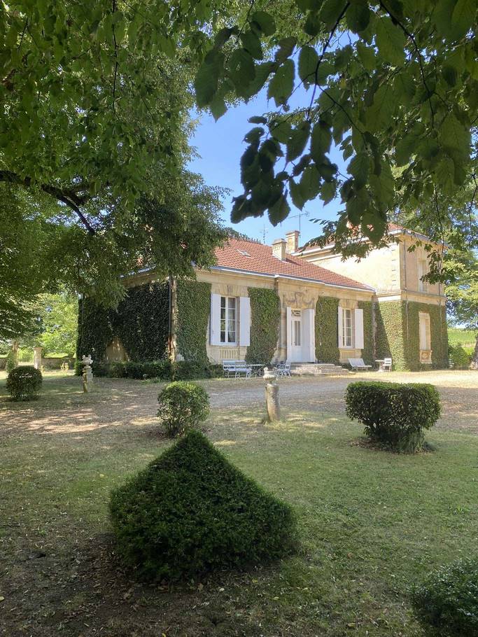 chateau