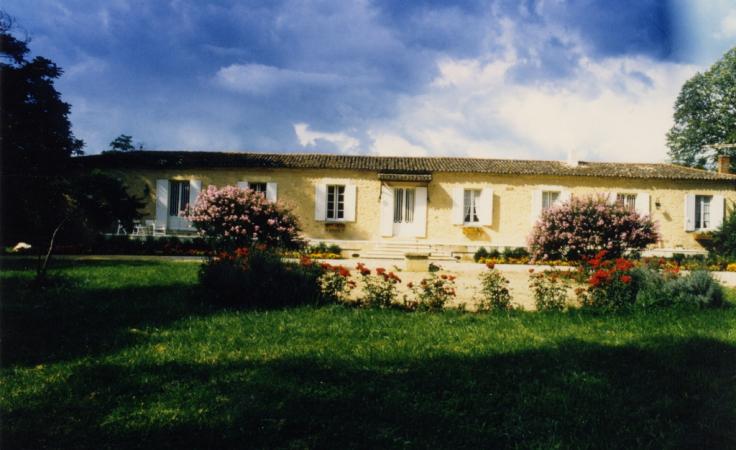 FAÇADE DU CHATEAU MAGENCE