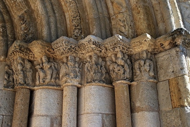 Portail église St-Christophe-des-Bardes