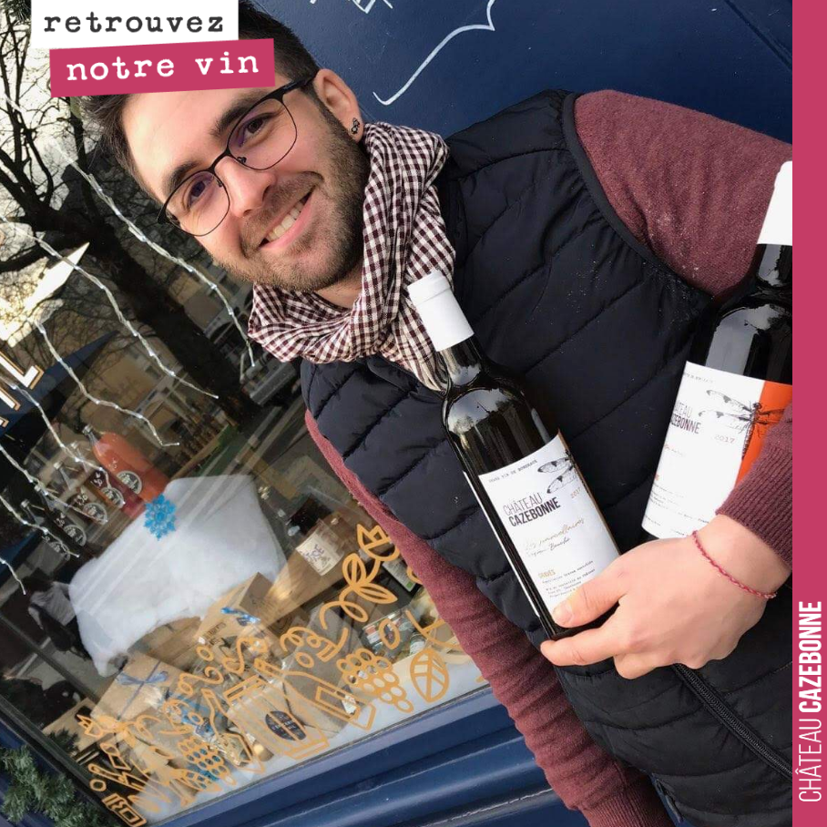 Quand Marvin de l’Epicerie du mail à Rennes nous repasse une commande de 60 bouteilles de notre Parcellaire (blanc) et 60 bouteilles de Entre amis (rouge), on se dit que :
- Bordeaux pourrait vendr...