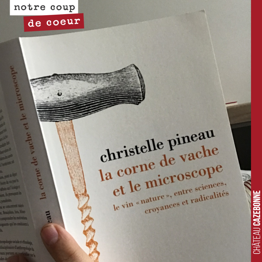 Christelle Pineau est anthropologue. Elle a décidé d’aller à la rencontre des vignerons produisant du vin nature, pour comprendre cette communauté et ses motivations.
Elle apporte un regard tendre...