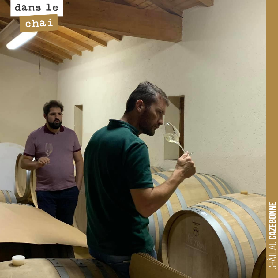 Une visite qui fait plaisir !
Quand Julien de la Cave de Leognan nous rend visite avec sa petite famille et qu’il tient ces propos sur nos vins : ´ Pas de bla-bla sur « la profondeur », « la fraîc...