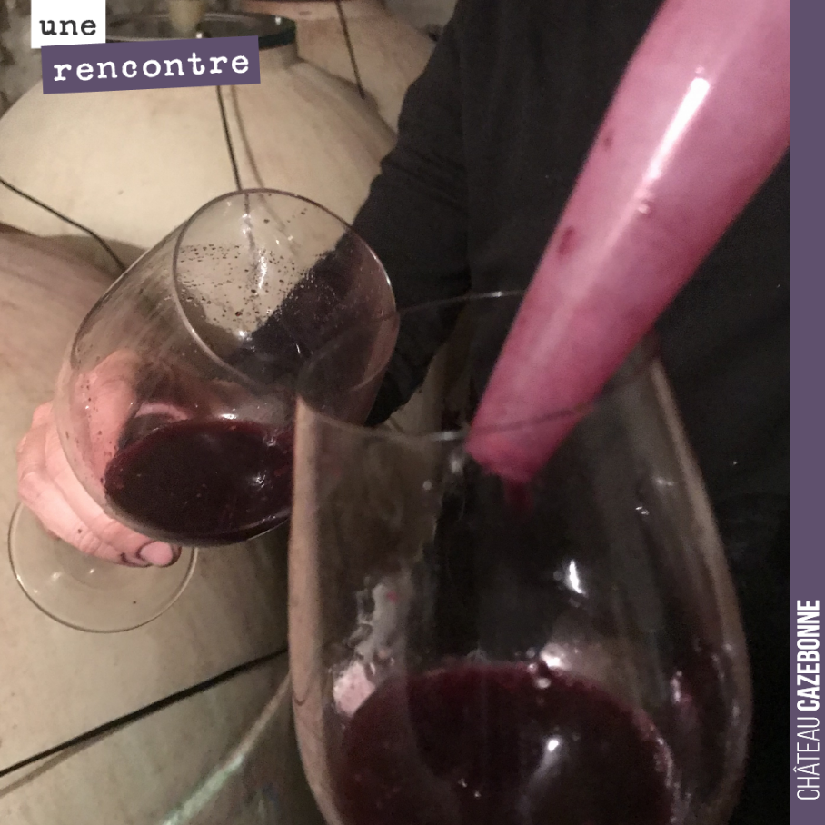 Petit passage à Liber Pater la semaine dernière pour aller goûter les jus en fermentation, à même les amphores.
Millésime prometteur avec de très grands cabernet-sauvignons en perspective.