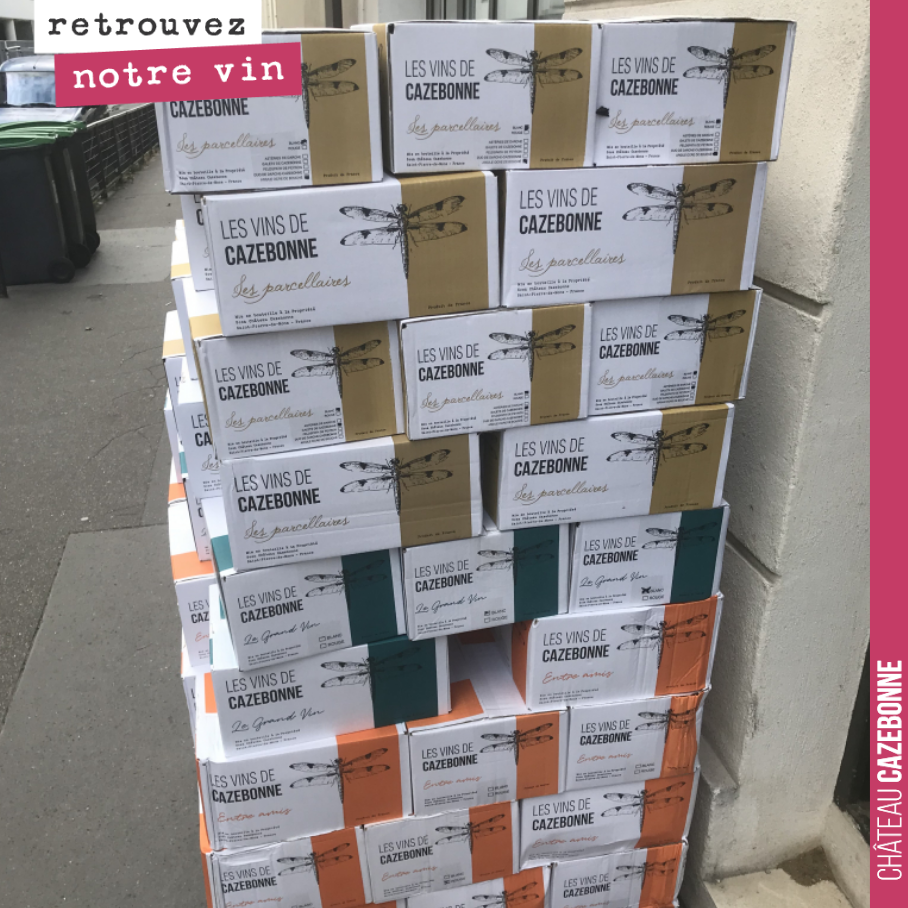 Notre métier est aussi logistique. Réception d’une palette à Paris.
