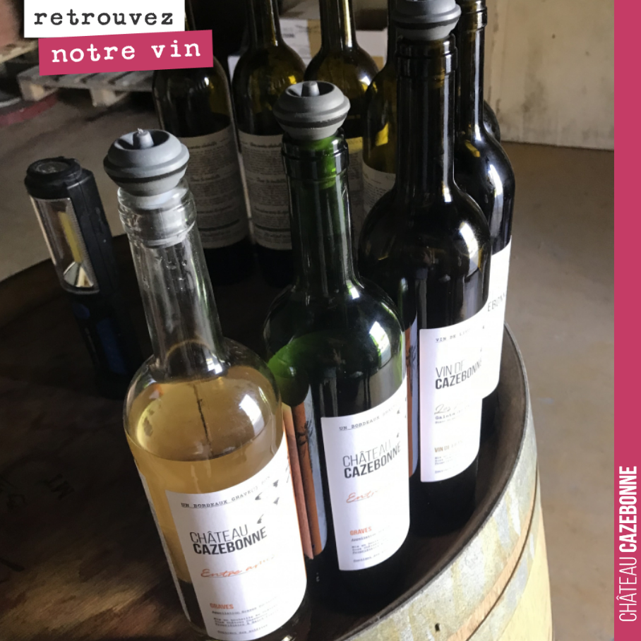 Le domaine est ouvert tout l’été à la visite.
Si vous êtes de passage dans la région, venez nous dire bonjour et déguster les 10 cuvées de Cazebonne : les entre amis, les grands vins et mes parcel...