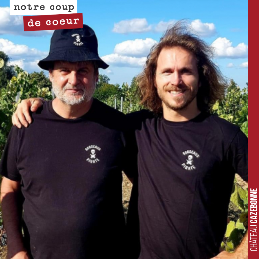 Alexandre Charles sera l’artiste qui mettra nos cuvées en musique en 2023.
Une très belle rencontre avec cet artiste girondin.
Vous allez vous régaler, et nous aussi !