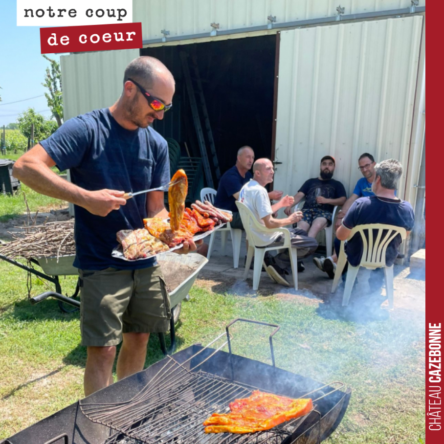 Barbecue avec toute l’équipe ce midi. Le matin, réunion avec notre œnologue Nicolas Jamin pour préparer les vendanges 2023 et voir ce que l’on peut améliorer. Retours précieux de tous ceux qui ont ...