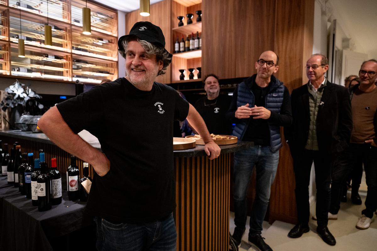 Vins de Bordeaux. Un vigneron pirate prête ses hectares de vignes : « Les arracher, ce serait complètement débile »